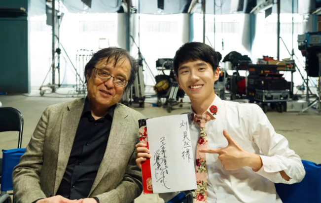 唐人街探案第三部|《唐人街探案3》里的广告植入你发现了吗？网友：不仔细看都没发现！