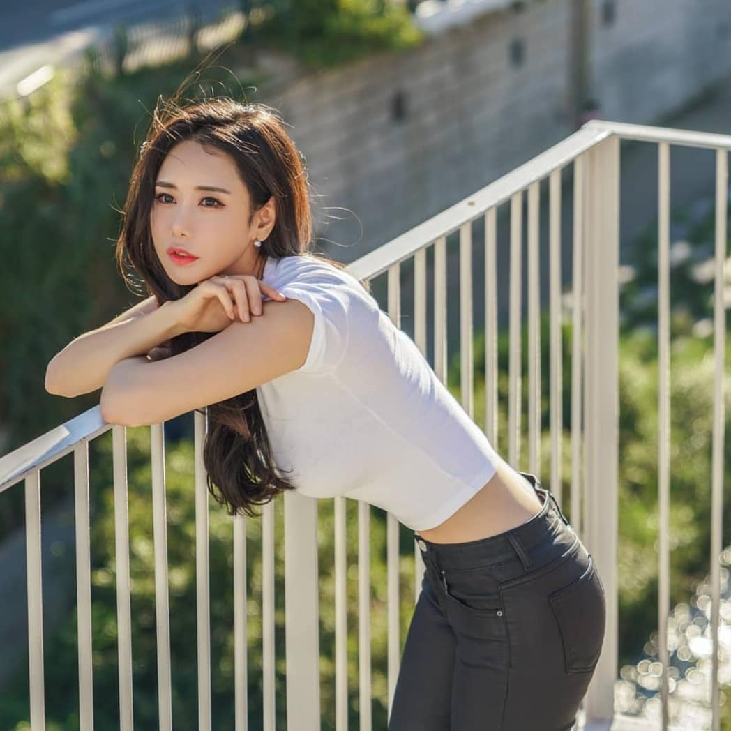 小D情感屋 妈宝男可怕，妈宝女也很可怕。婚姻感情中别掺杂太多其他的东西！