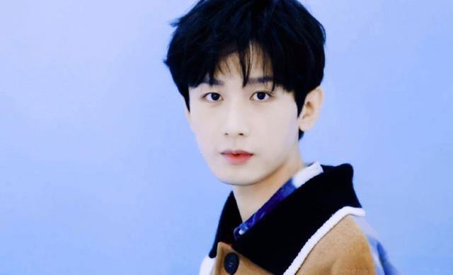 韩剧|网友晒“欢瑞一哥变迁史”，粉丝却不买账，最后两位争论不休！