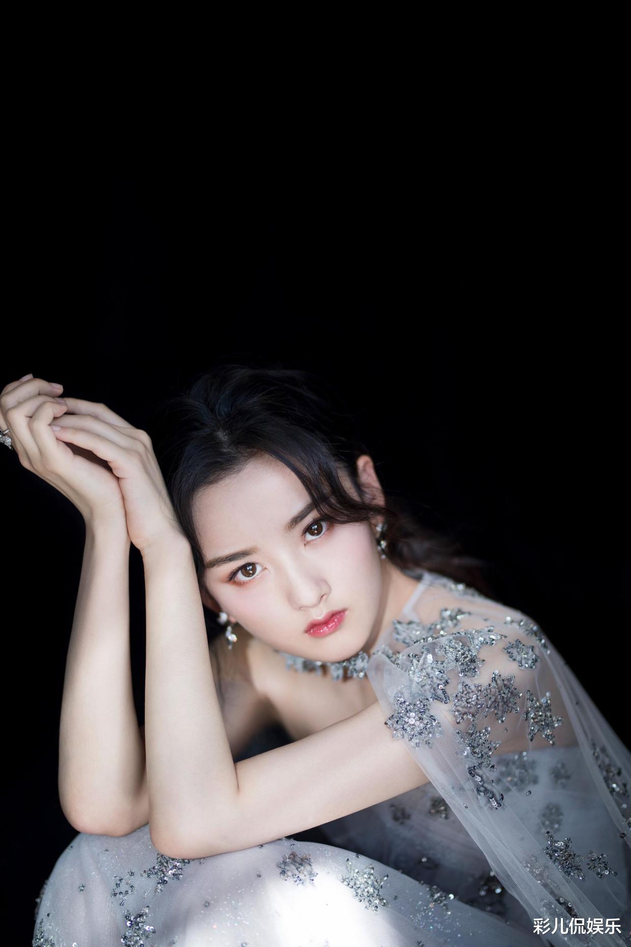 童星|童星们都长大了，有人大红大紫，而他打个暑假工却被惦记了十几年