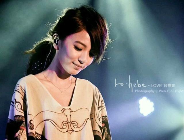 田馥甄|田馥甄情史原来这么丰富，绯闻对象个个都有才，难怪林俊杰追不到