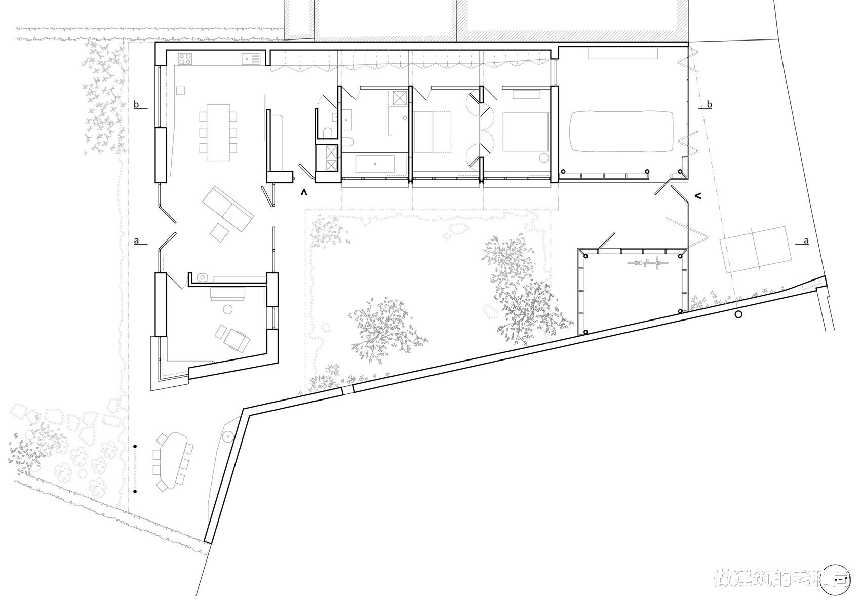 做建筑的老和尚 拆除两层联排住宅后，新建单层花园式住宅，生活空间生机勃勃