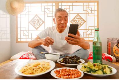 |这三种蔬菜建议老年人少吃，不利于身体健康