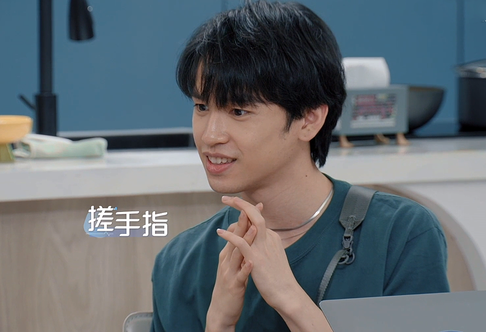 melody|《心动的信号4》双向奔赴 Melody是让吃药的姐姐 Simon确实该请闺蜜吃饭