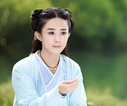 张钧甯|杨幂再次签约女艺人，颜值不输赵丽颖，粉丝迪丽热巴要慌