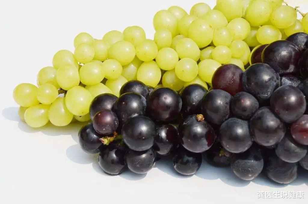 龚医生说健康 这4种水果是糖尿病的“帮凶”,不想血糖突飞猛进,再馋也不要贪吃