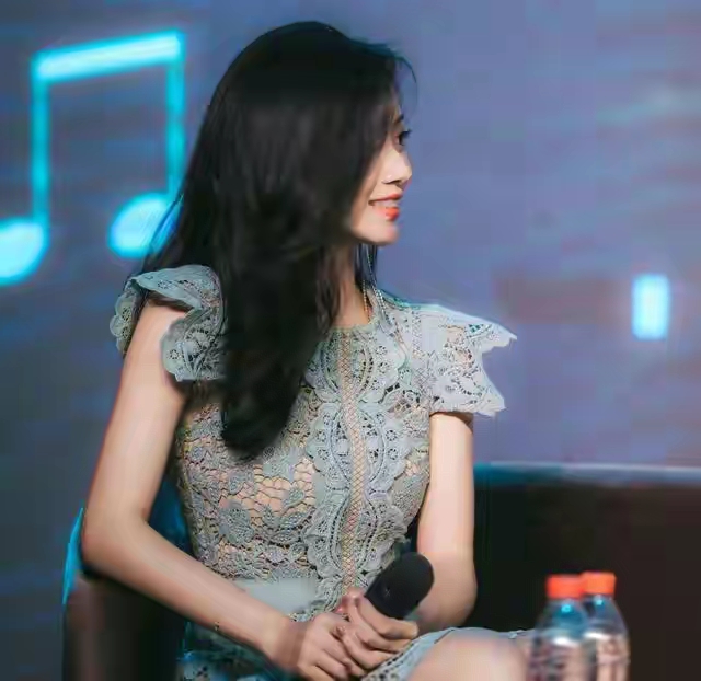 单依纯|单依纯、伍珂玥罕见同框,可惜两人的差距已经明显拉开了