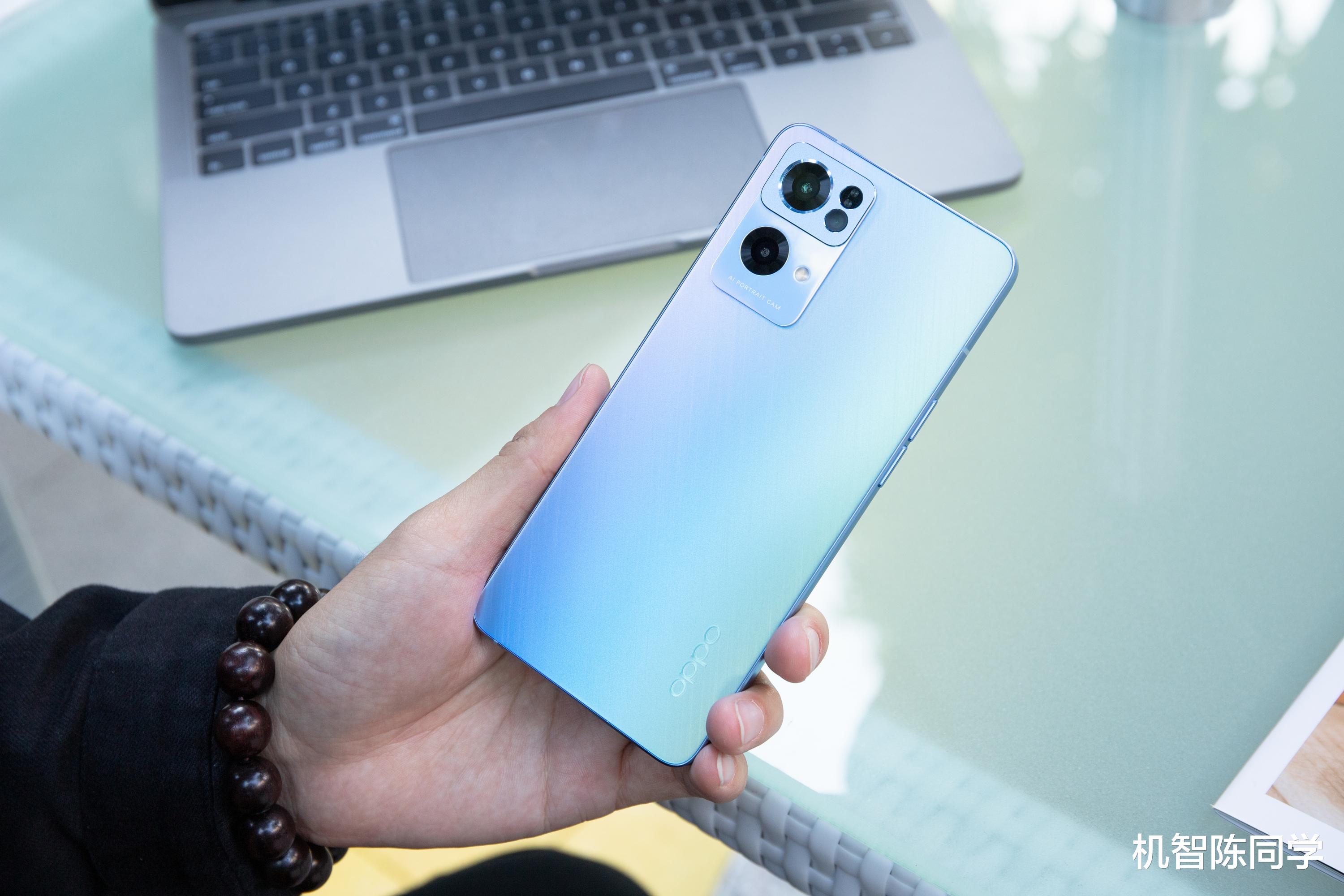 oppo reno|IMX709、高颜值设计太诱人？入手Reno7系列前先看风评