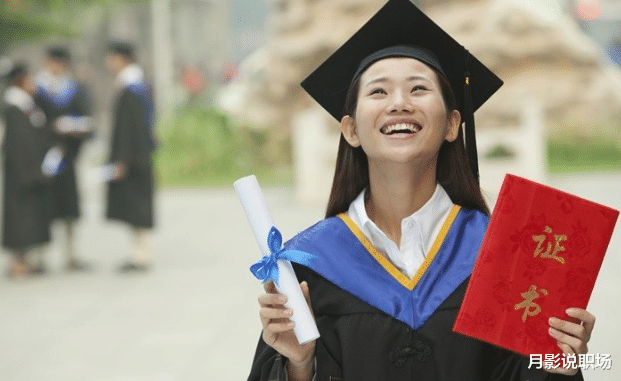 张强|面试官：你上一份工作的月薪是多少？帅哥显摆回答，结果愣了