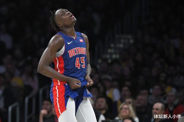 凯里·欧文 欧文官宣缺席！1换3地震交易方案，东部格局要变！火箭裁掉1人