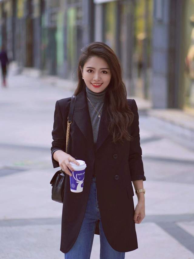 西装|这个秋冬流行“西装叠穿”，让职场OL也能兼顾保暖与时尚，超好看