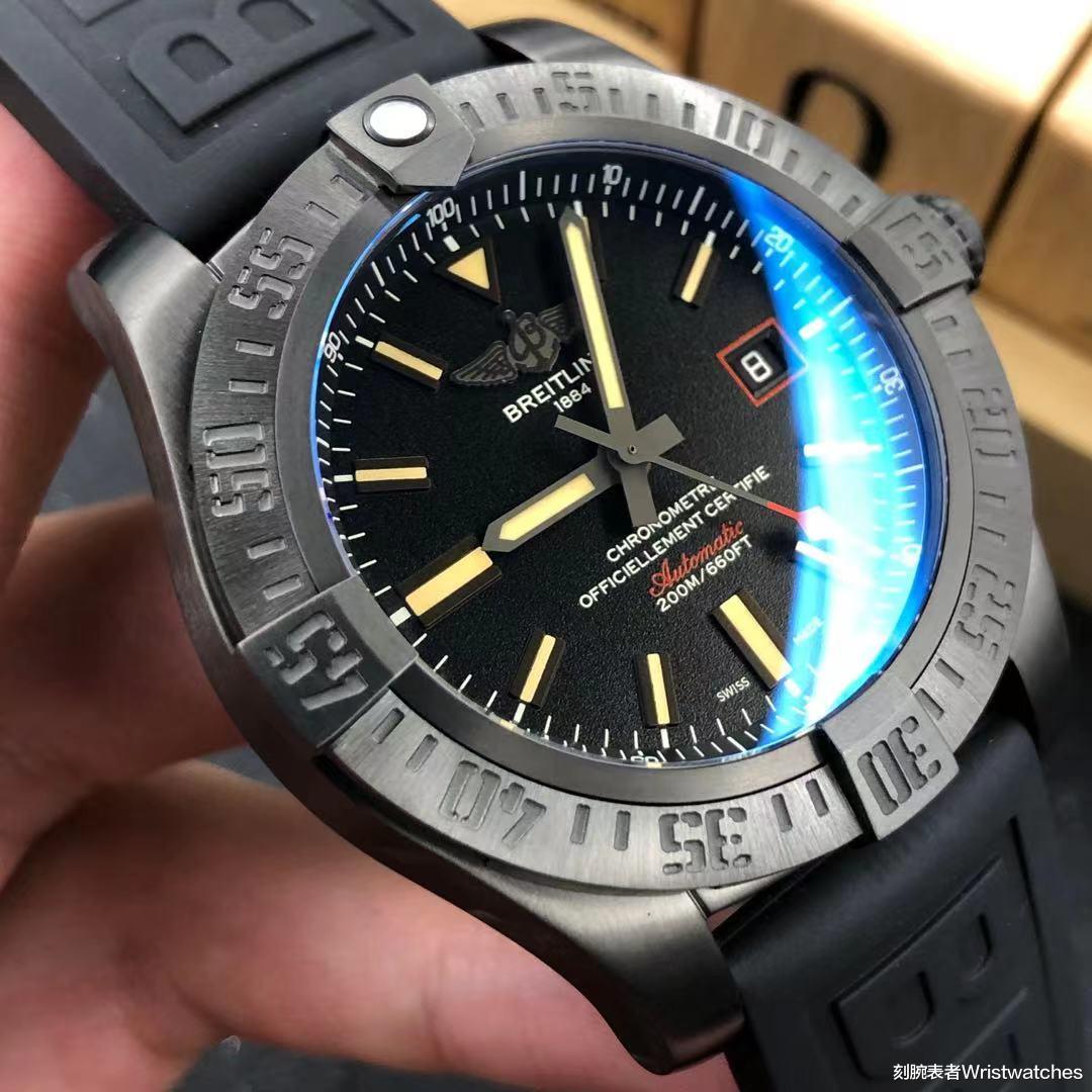 刻腕表者Wristwatches|GF厂百年灵黑鸟侦察机v4版复刻表升级了哪些细节!