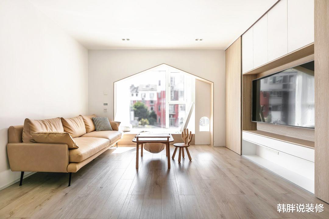 130㎡简约新房，阳台打造榻榻米+小树屋，四分离卫生间是最大亮点