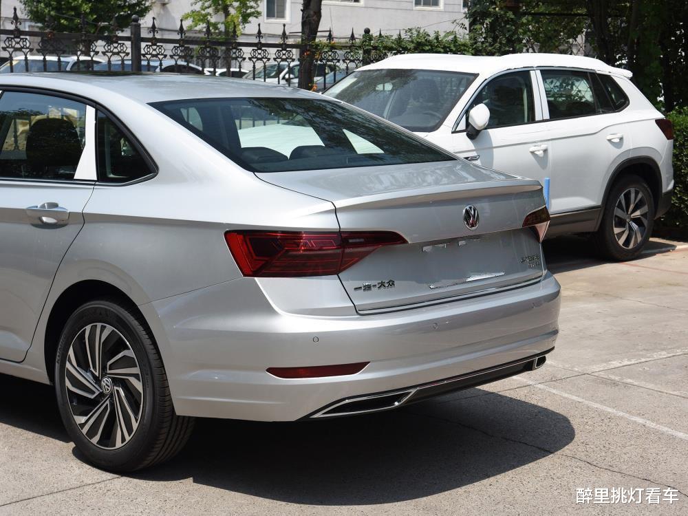 本田雅阁|开了两年大众速腾，换开本田雅阁，车主：难以抹平的差距