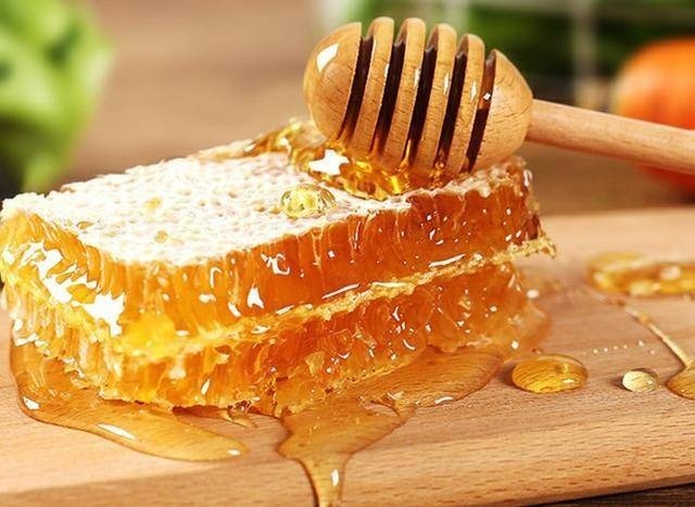 蜂蜜|这几种食物建议大家可以多吃点,鱼肉在列,有你喜欢的吗?