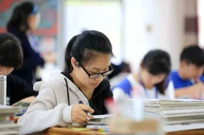 人力资源和社会保障部|到了高中才明白，真正的“学霸”级别的生，并不是“刷题狂魔”