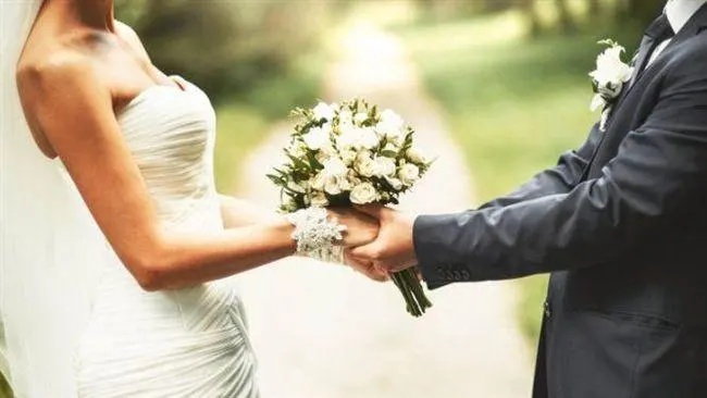 大国将苓 结婚承诺刚说完,婆婆突然喊:我怀孕了