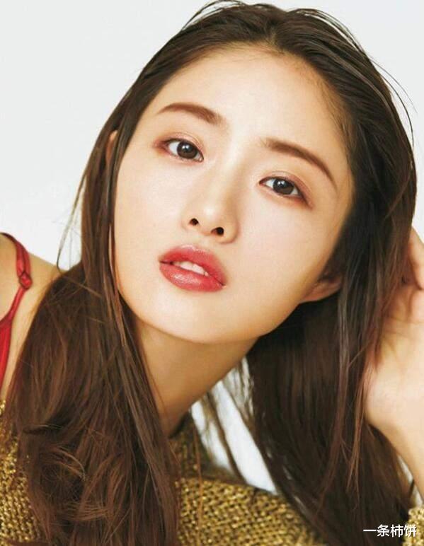 口红|精选干货：口红的8种质地，不同质地的优劣。你会怎么选择呢？