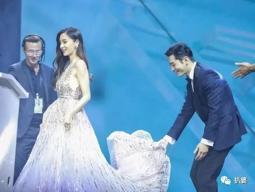 Angelababy|锤了？！baby真离了，儿子归黄晓明？