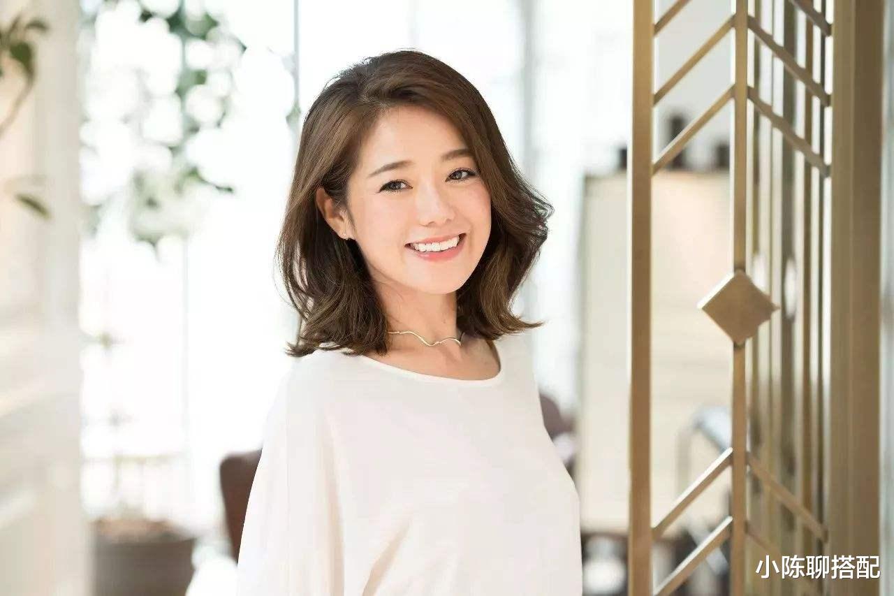 香菇 讲究“品质感”穿搭的女人,冬天这么穿,时髦又有高级感