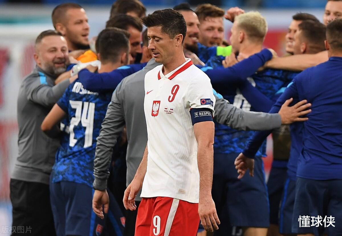 波兰队|冷门2-1，世界杯种子队又输了！拜仁神锋哑火，西班牙跌至第三