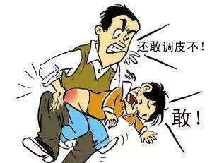 |孩子罚站两节课，就是没交资料费？班主任回复家长，让人看清真实