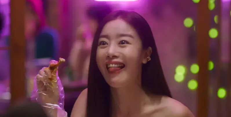 小海绵|倒霉的相亲男分别和三位疯批女嘉宾进行了“友好”的相亲。