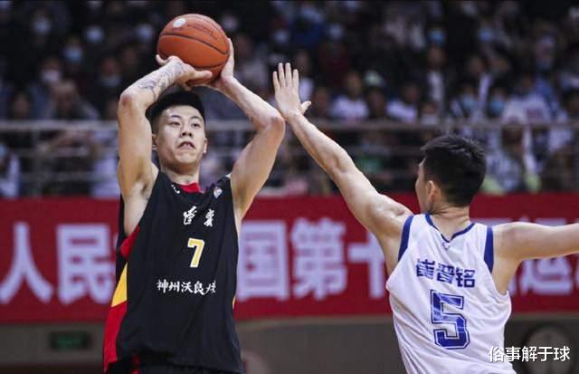 辽宁男篮|辽宁丢冠真因！全运会第二阵容竟被鱼腩队吊打，输25分让教练失望