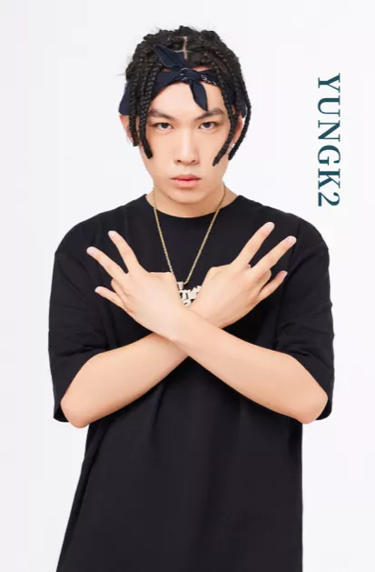 何猷启|没办法嫁入豪门，就来混娱乐圈了？