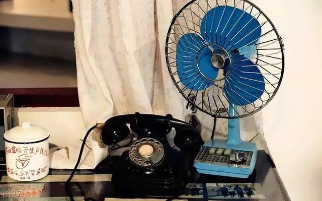 爱网赚的左轮 ?还记得80年代你家什么样儿吗？满满的都是回忆