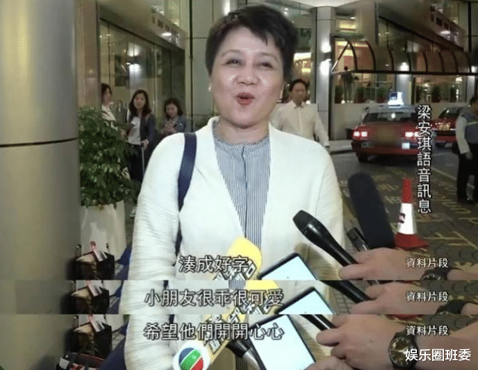 奚梦瑶|何猷君晒四太抱孙女合照，2岁何广燊轻抚妹妹脚丫，奚梦瑶回应有深意