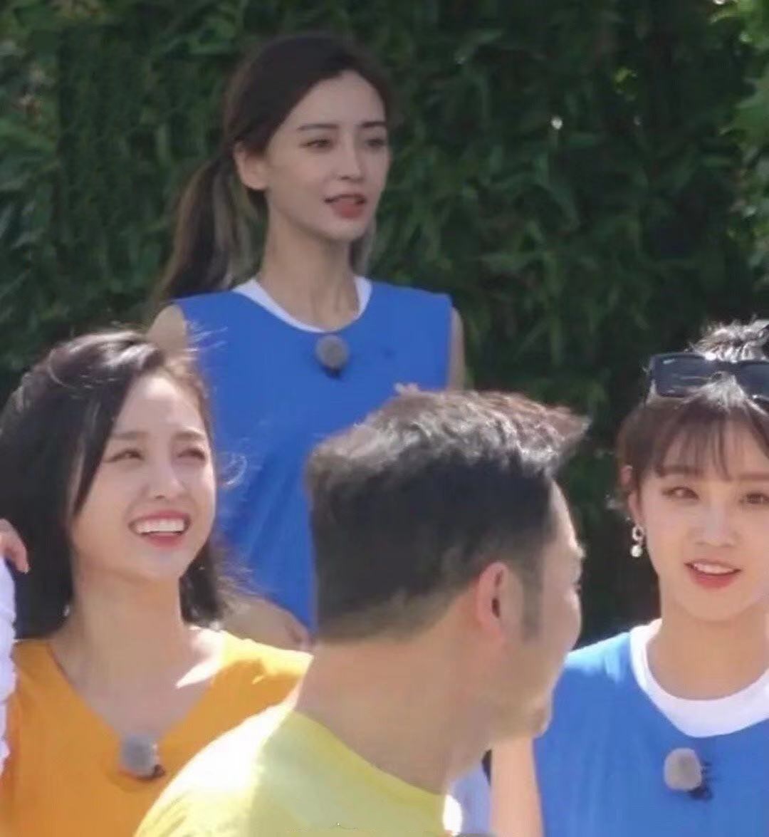 宋雨琦|风波后《奔跑吧》首次录制，宋雨琦全程和baby无交流，多次摆臭脸