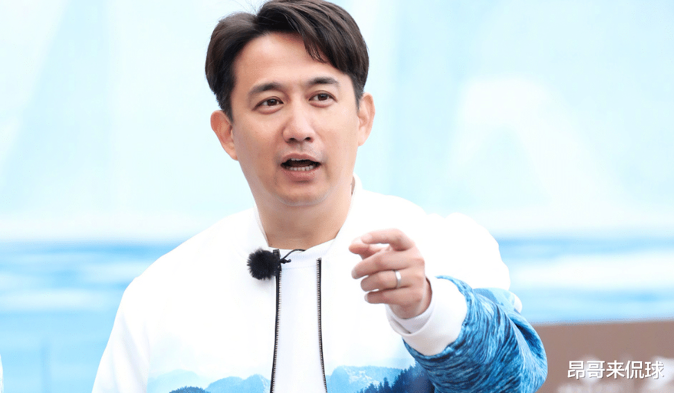 天堂电影院|《向往》中黄磊又被骂，不仅对张艺兴催婚，还撮合杨紫