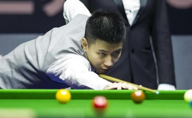 趙心童|黑馬褪色！臺(tái)球新星一大弱點(diǎn)，或只是曇花一現(xiàn)