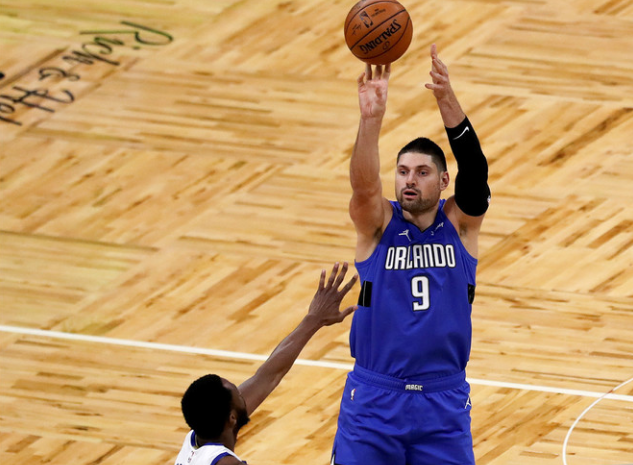 魔術(shù)隊|大爆冷！勇士慘遭逆轉(zhuǎn)，庫里瘋狂出手29次，魔術(shù)三叉戟82分