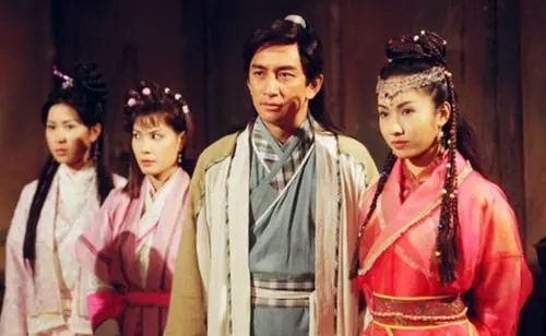 黄圣依|嫁给“富豪”的5位女星，黎姿黄圣依在榜，最后一位却要帮忙还债