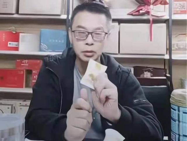 许敏|田静直播间主管手撕猫妈45，粉丝阵营互掐严重，杜方主播重新集结