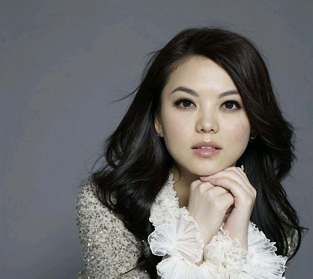 李湘|李湘，大S的离婚，给女性朋友的警醒是什么？