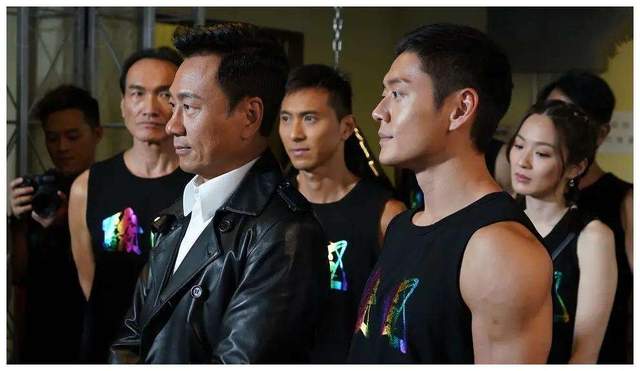 黎耀祥|又一港星直播翻车！黎耀祥带货“大豆被”，竟问：以为里面有大豆