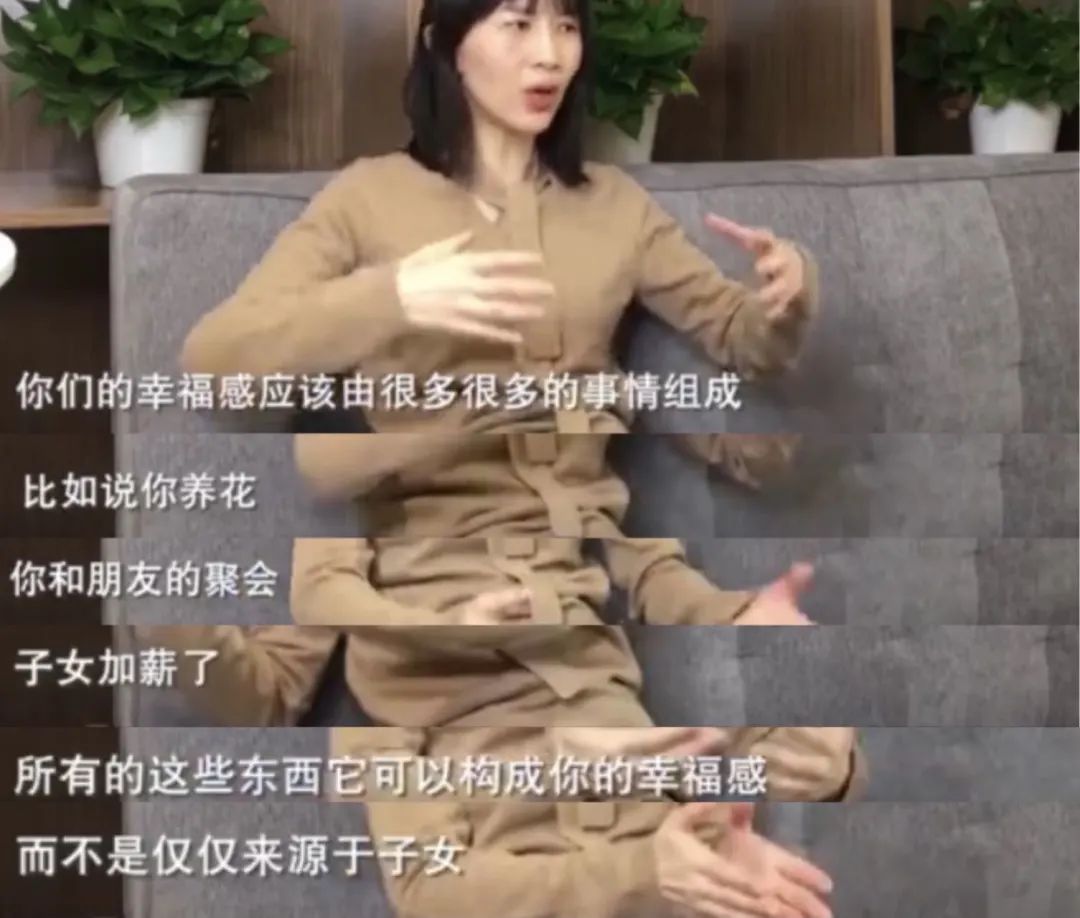 李靓蕾|原谅王力宏的李靓蕾，为什么成了新的网暴对象？