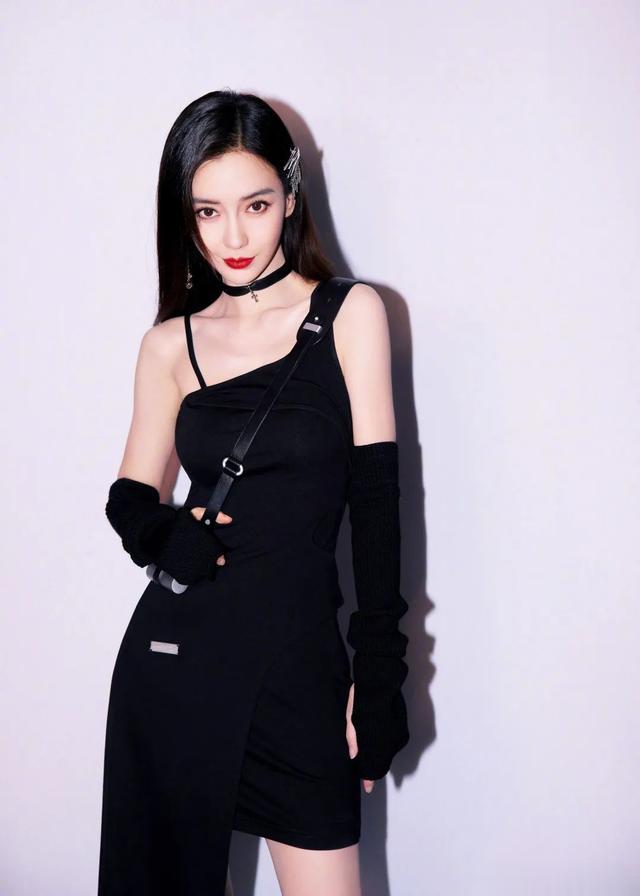 景甜 凭什么景甜就是“合照杀手”？因为第一眼美女都有0感底妆