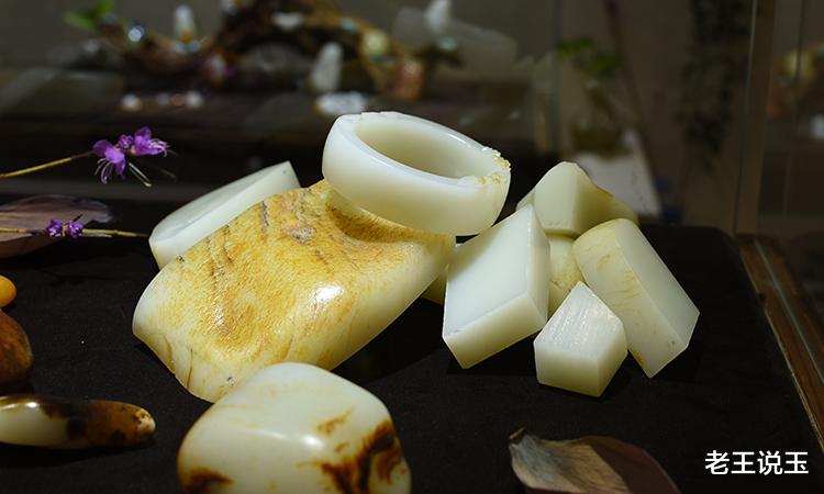 翡翠|做料不一定好玩，玩料不一定好做