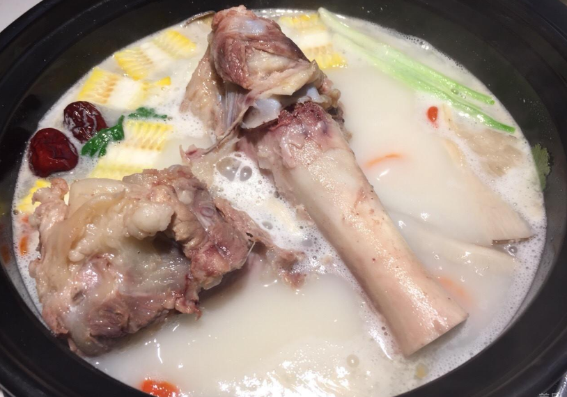 荨麻疹|父子二人双双查出高血脂，妻子痛哭，医生怒斥：这种汤怎能天天喝