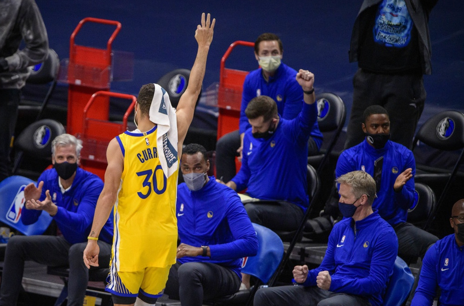 凯文·杜兰特|5分6板8助，真把自己当成超巨！当初你欺辱杜兰特，如今自食其果