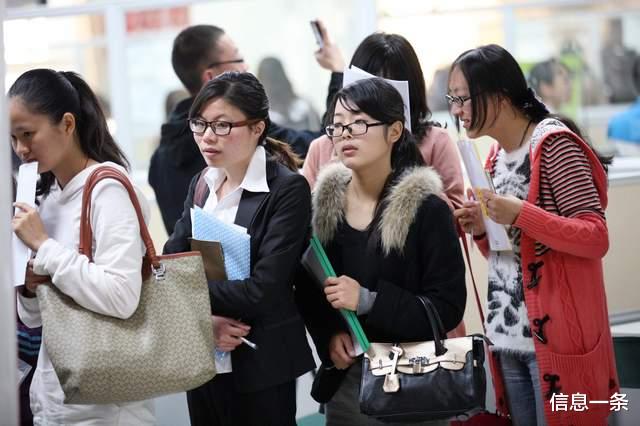 杭州|月供8500元，还了半年房贷只还了6000元，杭州小伙：太心累了
