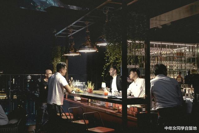 中年女同学自留地 婆婆泣泪自述：“儿媳妇，我儿子走了，你咋能不跟我说下就再婚呢”