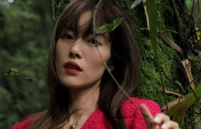 陈漫镜头下的高端画面,用色和构图引发舆论,是丑化还是独特