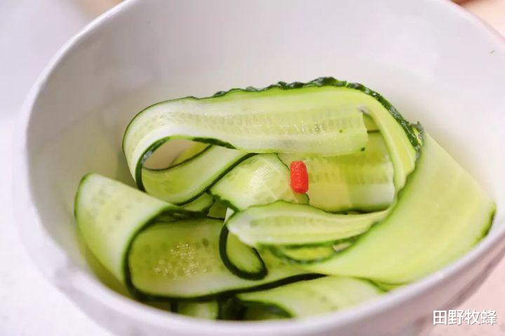 田野牧蜂|蜂蜜和黄瓜做面膜有什么作用? 黄瓜蜂蜜面膜的做法与功效