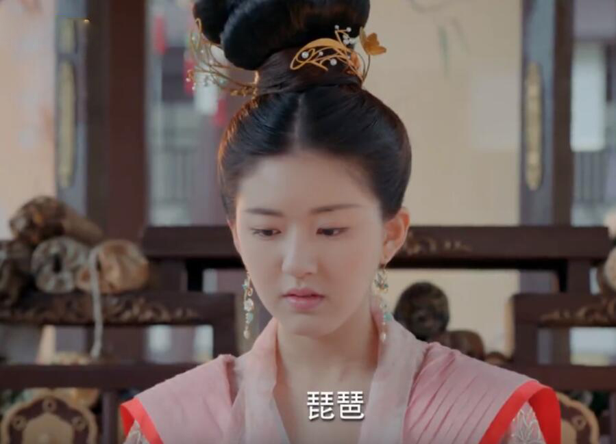 杨幂|同一部剧中，当女配和女主造型一样，就很考验女主颜值了