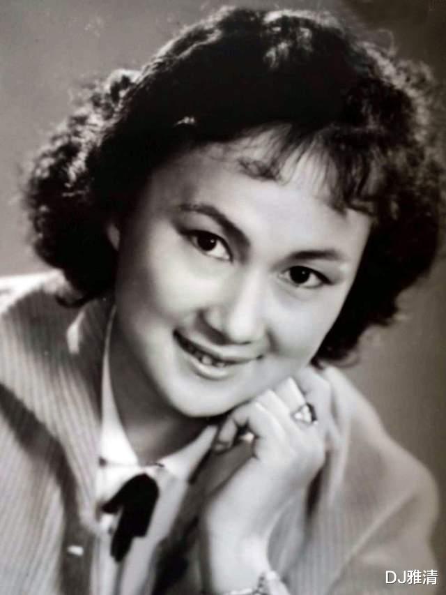 我们村里的年轻人|58年过去了，《我们村里的年轻人》演员再聚首，你还记得谁?